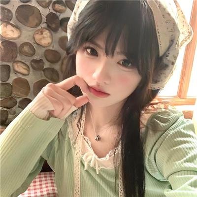 那还是卡洛森!